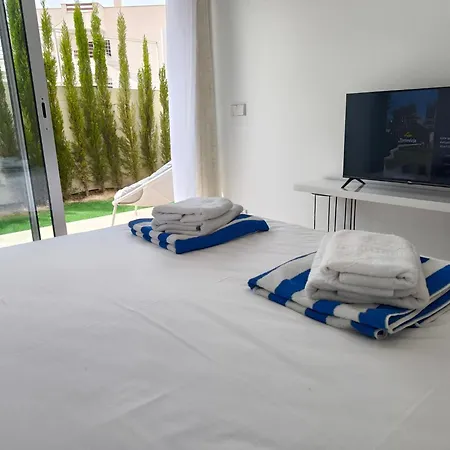 Semesterbostad Elegant Ground Floor In La Coronelita, Balcones, With Communal Pool Torrevieja