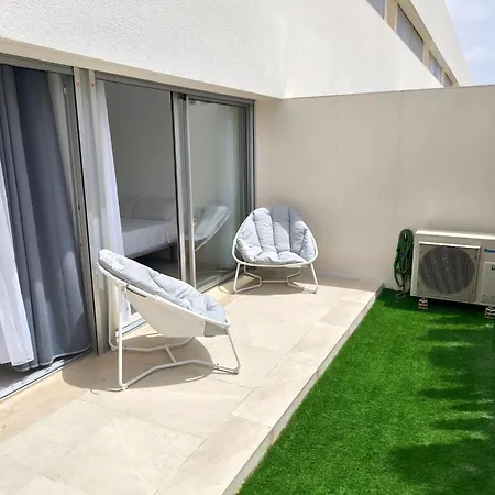 Semesterbostad Elegant Ground Floor In La Coronelita, Balcones, With Communal Pool Torrevieja